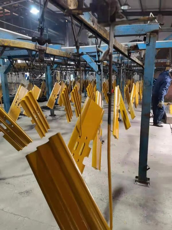 टीडी-40 781150045 बुलडोजर ट्रैक लिंक असेंबली एक्सकेवेटर स्टील ट्रैक पैड ISO9001 CE