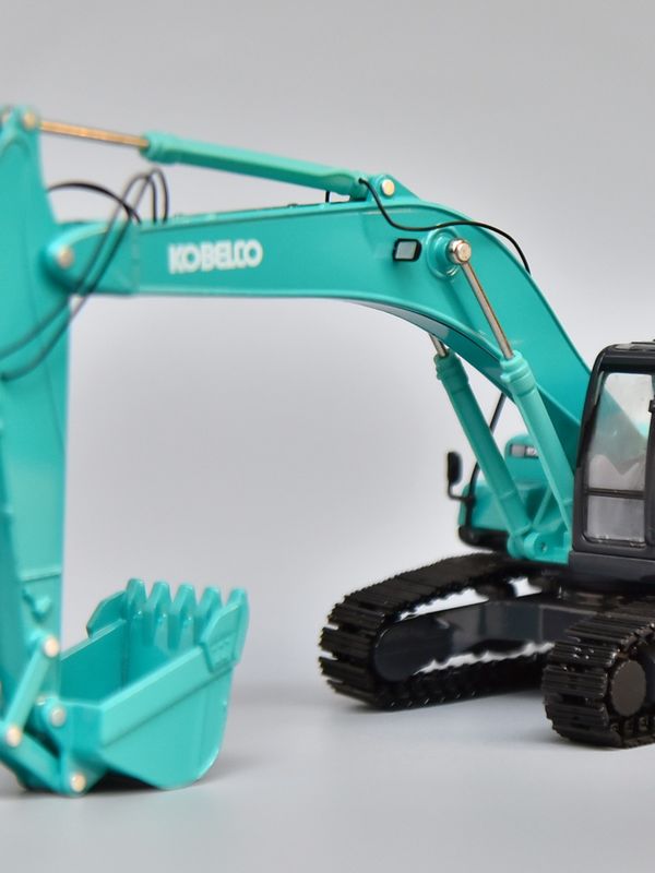 KOBELCO SK330 मिश्र धातु खुदाई मॉडल 1/50 स्केल धातु संग्रहणीय सजावट खिलौना