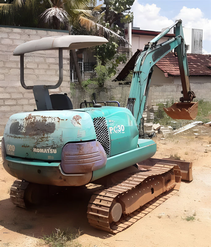 अच्छी तरह से बनाए रखा इस्तेमाल किया Komatsu PC30-7 मिनी खुदाई आईएसओ निर्माण और परिदृश्य के लिए प्रमाणित