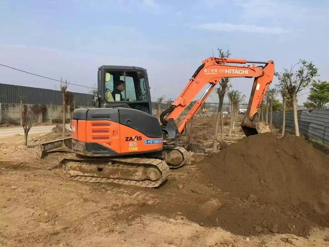 प्रयुक्त हिताची ZX60-3F मिनी खुदाई 6 टन कम घंटे पूर्ण सेवा निर्माण परिदृश्य
