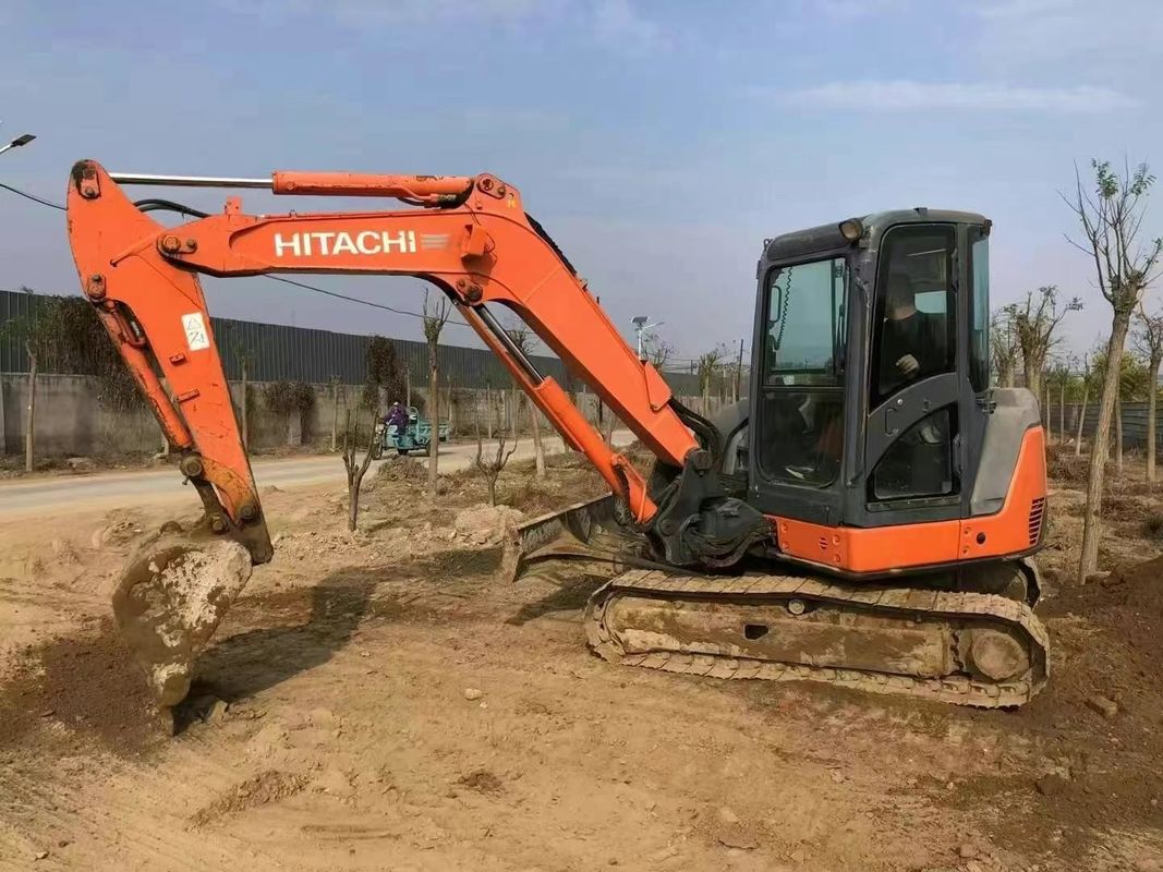 प्रयुक्त हिताची ZX60-3F मिनी खुदाई 6 टन कम घंटे पूर्ण सेवा निर्माण परिदृश्य