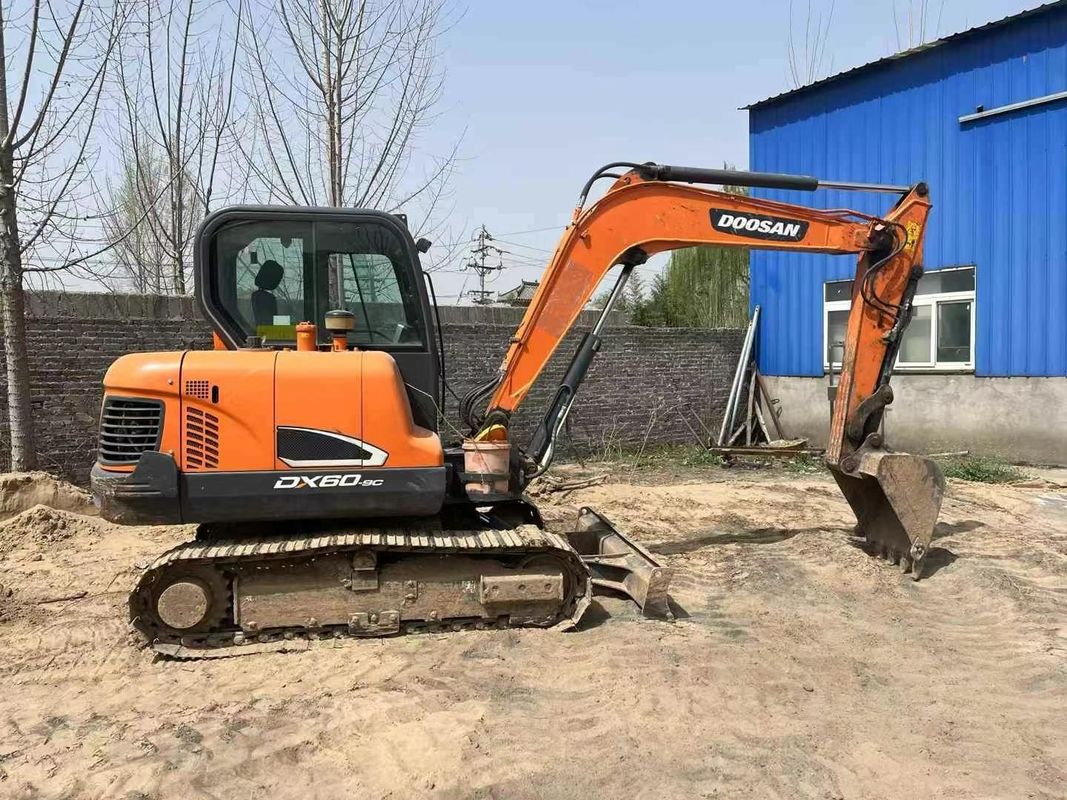 अच्छी तरह से रखरखाव 2020 Doosan DX60-9C 6 टन परिदृश्य उपयोगिता कार्य के लिए उपयोग किया जाता है खुदाई