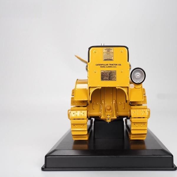 Diecast मास्टर्स 1:16 स्केल 25 ट्रैक्टर मॉडल DM मिश्र धातु फार्म वाहन लघु 85679