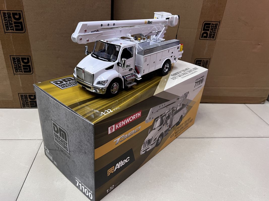 DM 1/32 Kenworth T380 हवाई कार्य मंच ट्रक मिश्र धातु निर्माण वाहन मॉडल 71100