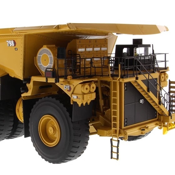 Diecast Masters 1:50 CAT 798AC सुपर लार्ज माइनिंग हॉल ट्रक डाई-कास्ट मॉडल 85671